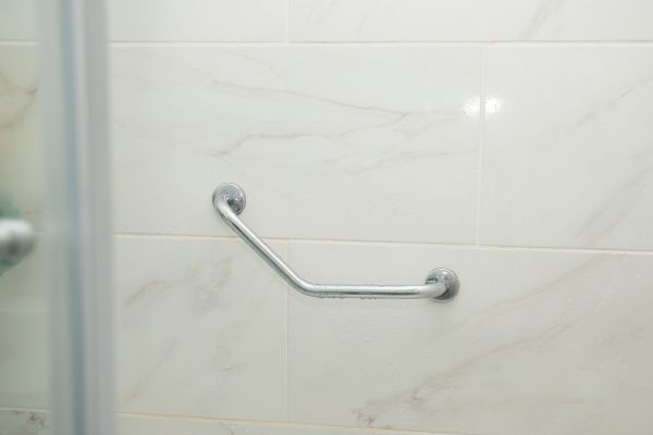 Cost of Mobility Shower Installation in Green Valley